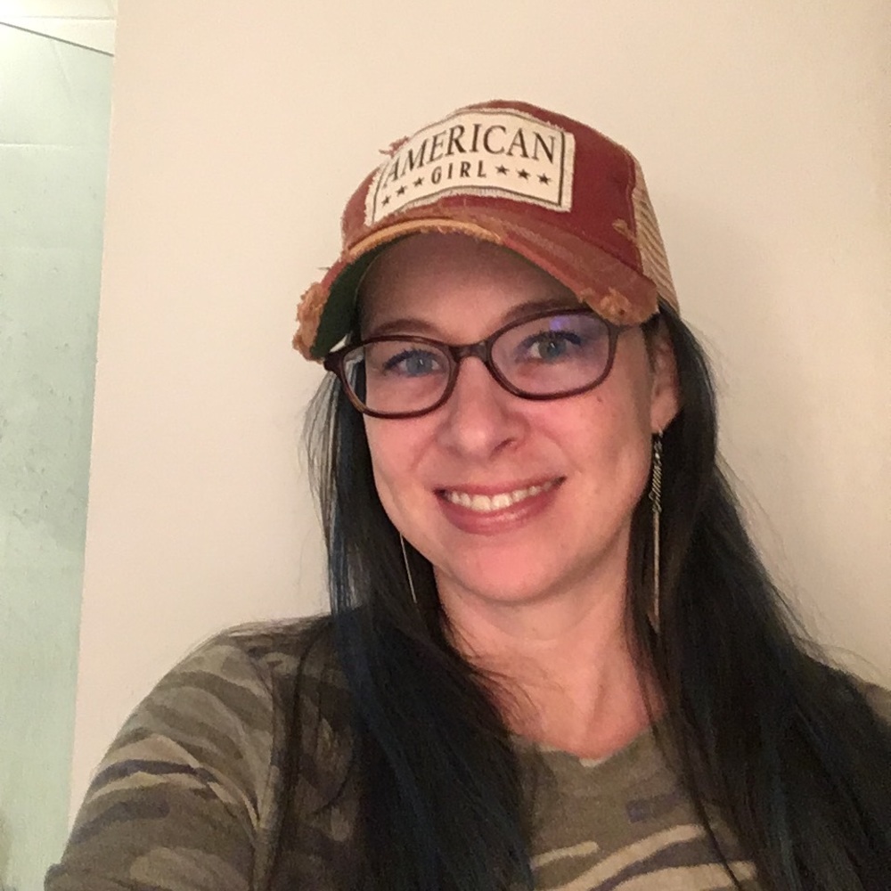 Meet your Posher, Lindsey